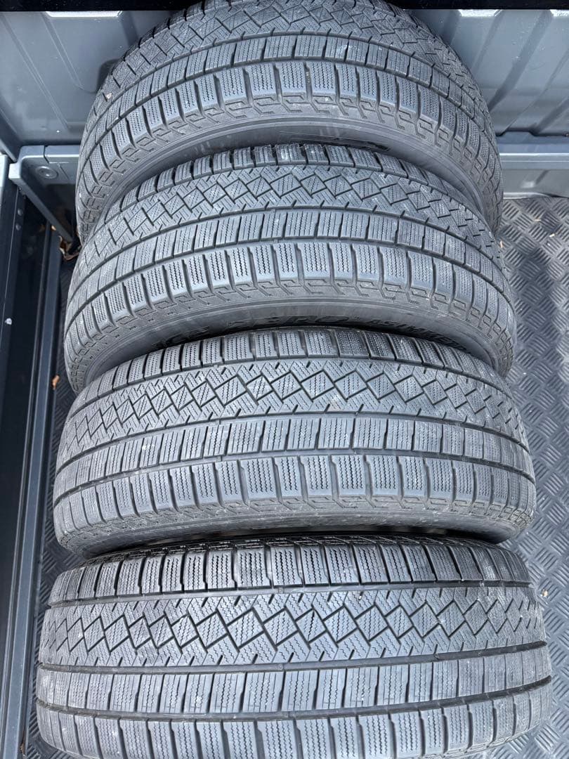 ホンダ 純正 16インチホイール & ピレリICE ZERO 215/60R16