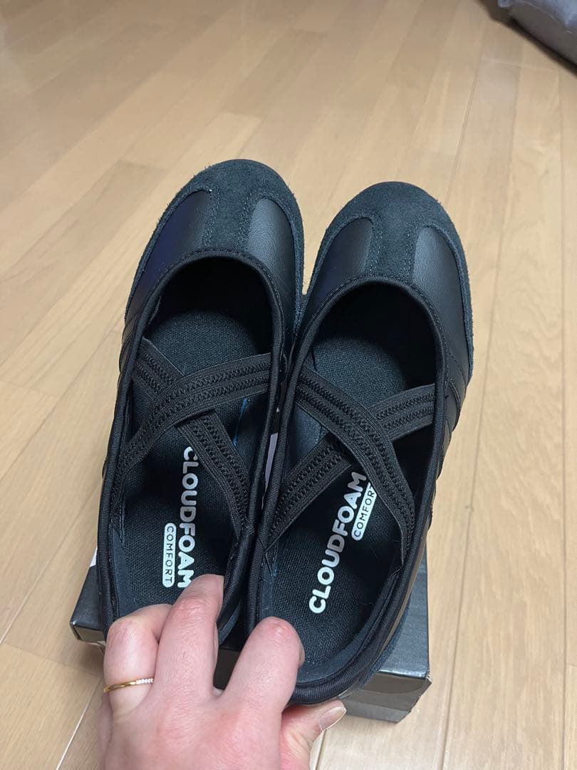 adidasアディダスバレダ（BARREDA）メリージェーン24cm