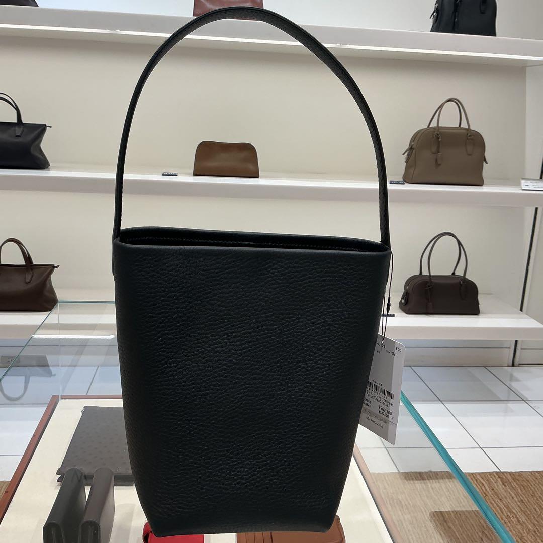 Small N/S Park レザートートバッグ　　ブラック