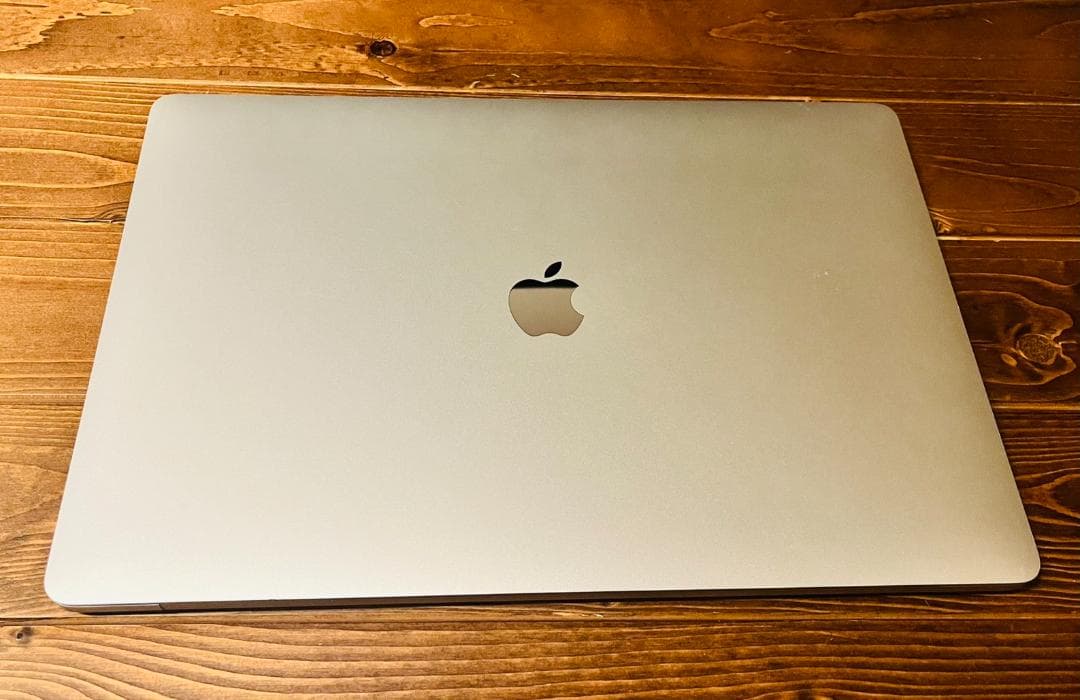 【美品】MacBook Pro 16インチ