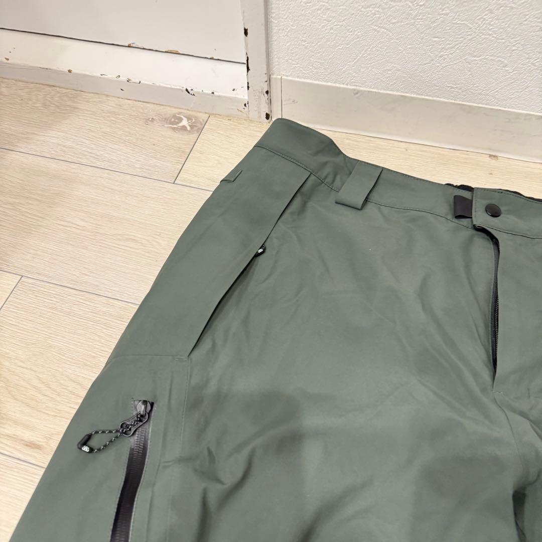 686 シックスエイトシックス GORE-TEX GT 24-25モデル　スノボ