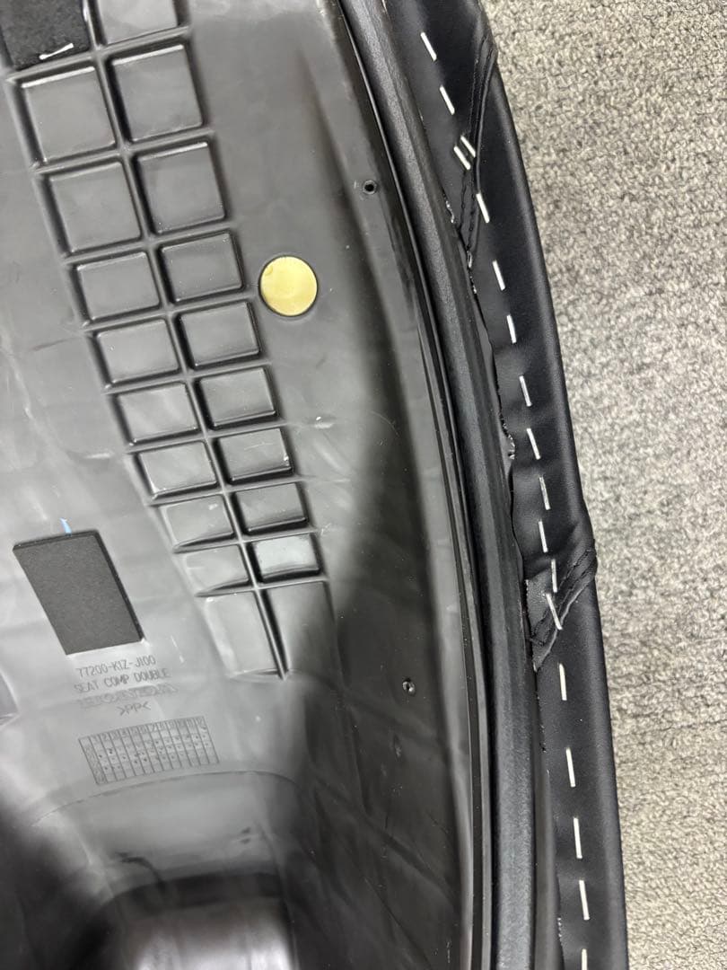 TWR製 PCX125用/PCX160用純正ベース加工 ローダウンカスタムシート