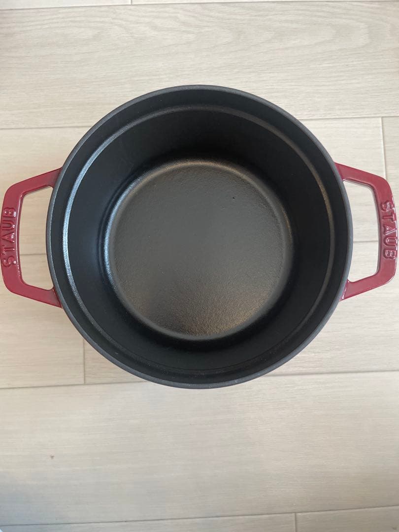 【未使用】ストウブ ピコ ココット ラウンド ボルドー　20cm