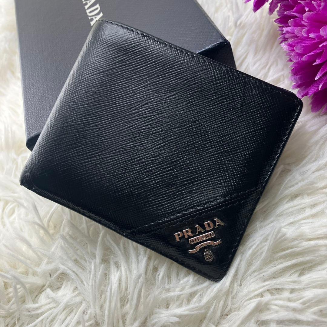 【極美品】プラダPRADA 二つ折り財布 SAFFIANO L 黒