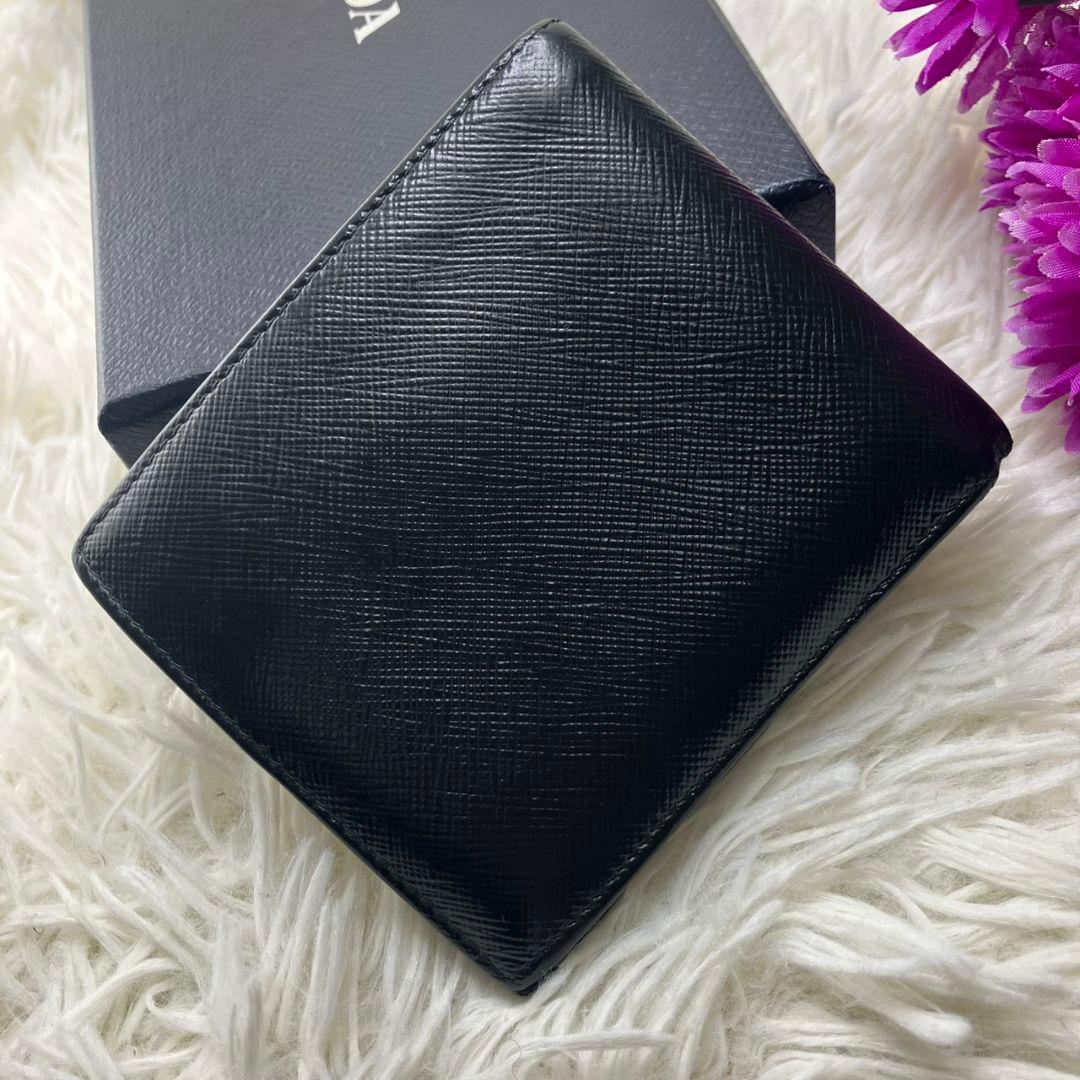【極美品】プラダPRADA 二つ折り財布 SAFFIANO L 黒