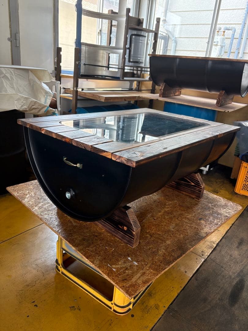 【特価】通常より5,000円引きドラム缶ガラステーブル　給油口（小タイプ）