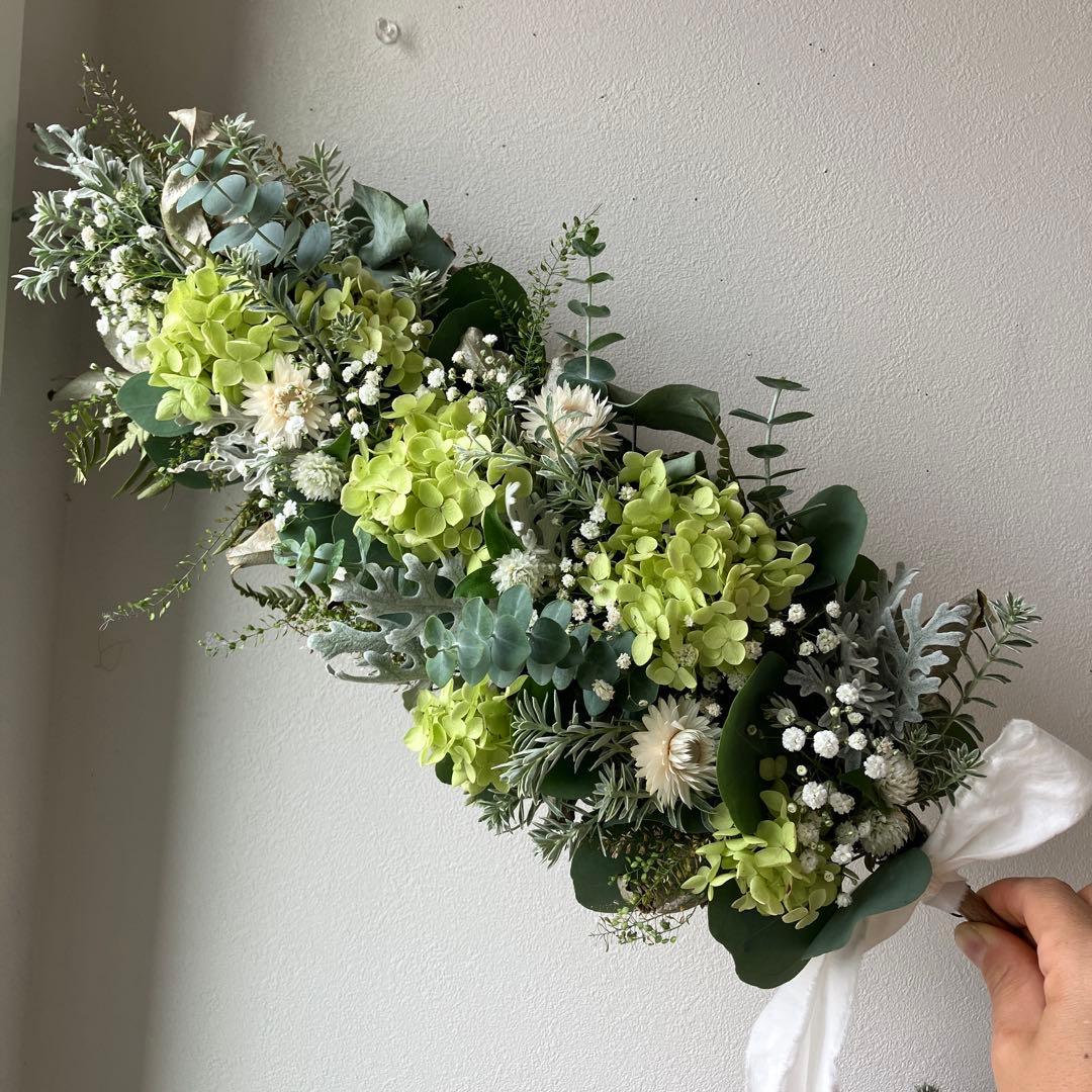 アナベルとユーカリのホワイトグリーンな2Wayガーランド　貝細工　千日紅