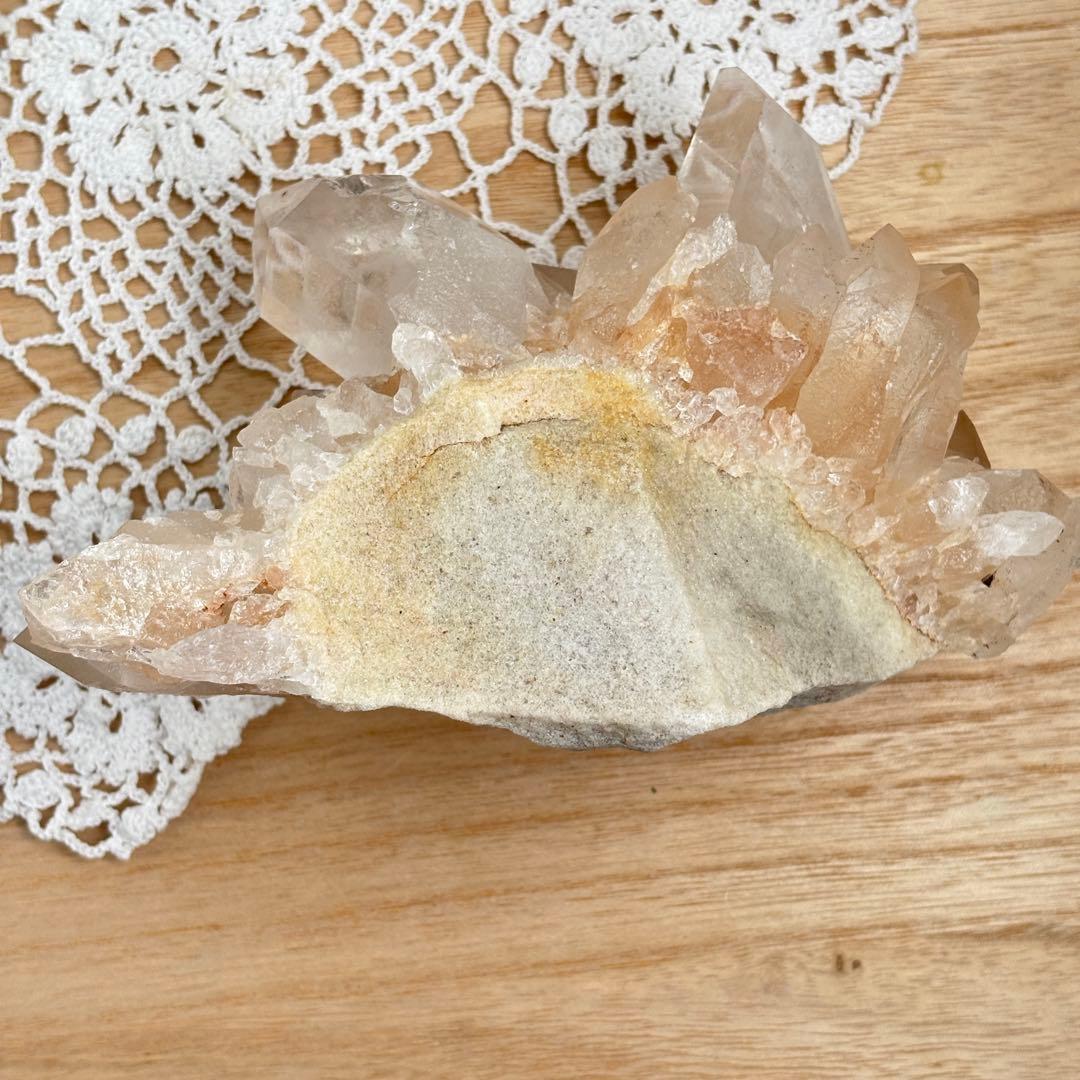 天然石　ポイント大きめ　ヒマラヤ水晶　ピンクなのにオレンジ？