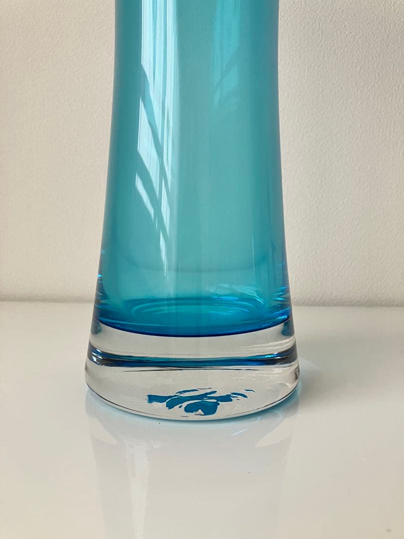 ガラス製フラワーベース