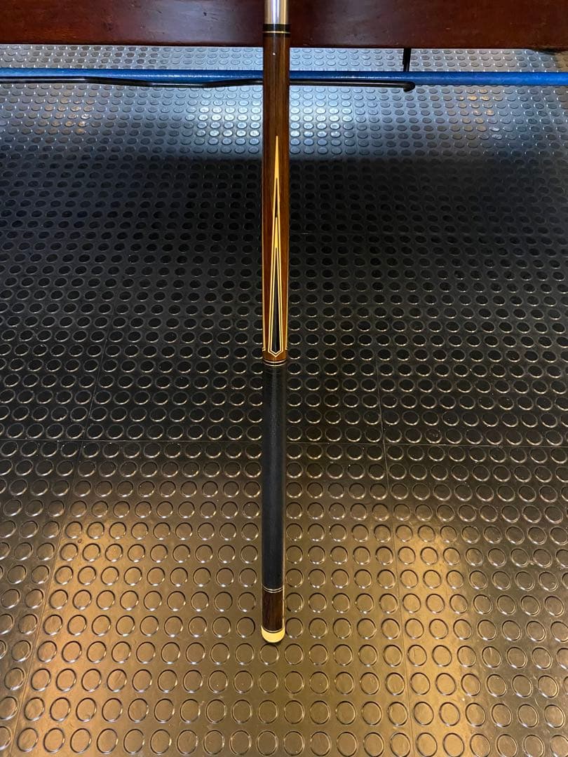 Predator 1st Edition ビリヤードキュー