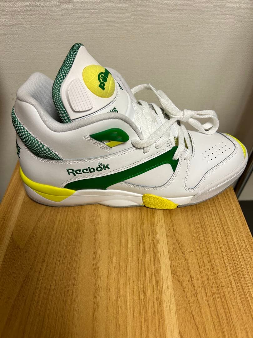未使用Reebok コートヴィクトリーポンプ　26.5センチ