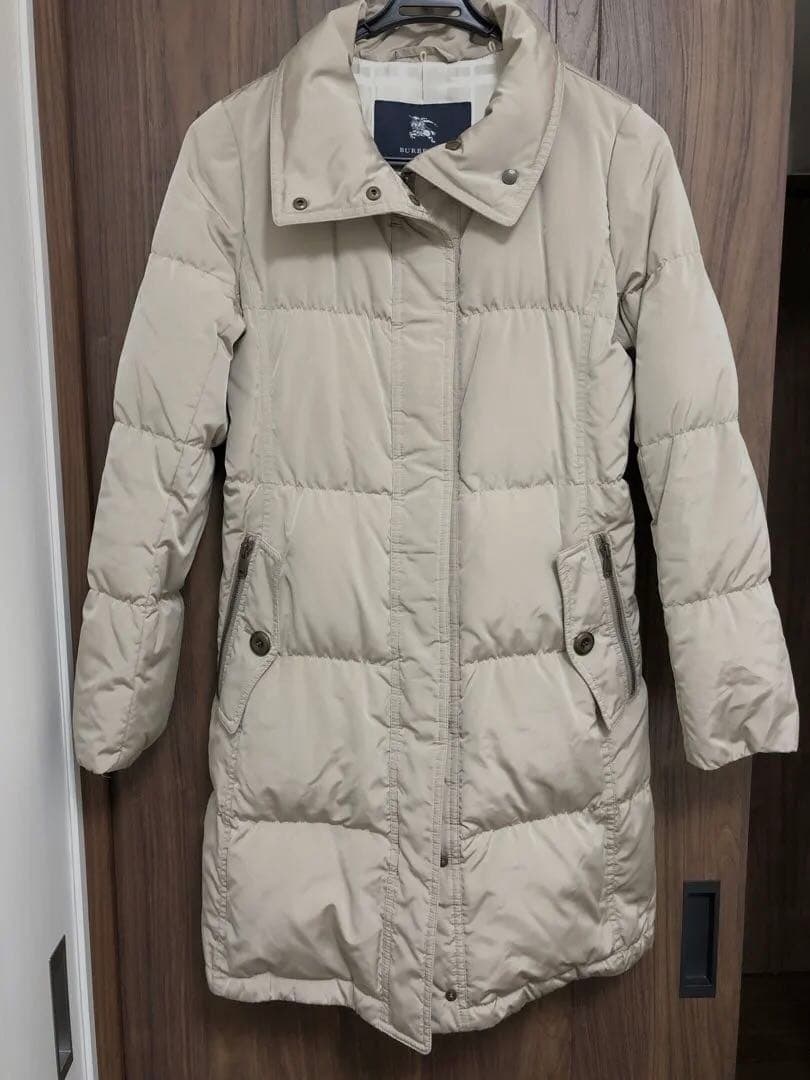 ☆中古☆バーバリー　レディース　ダウンコート　サイズ38ベージュ系