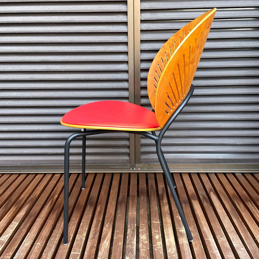 デンマーク　フレデリシア　椅子　ナナディツエル　　赤　2