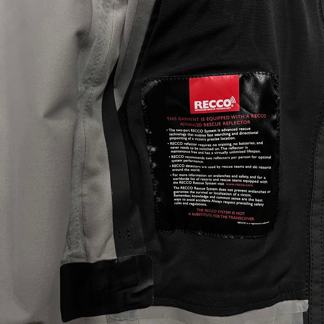 専用クレッタルムーセン　Klattermusen allegron ジャケット