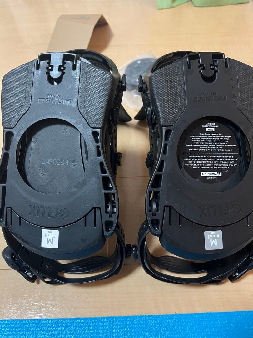 ゆ*け様 FLUX DS 24-25 M size フラックス　スノーボード　ビ