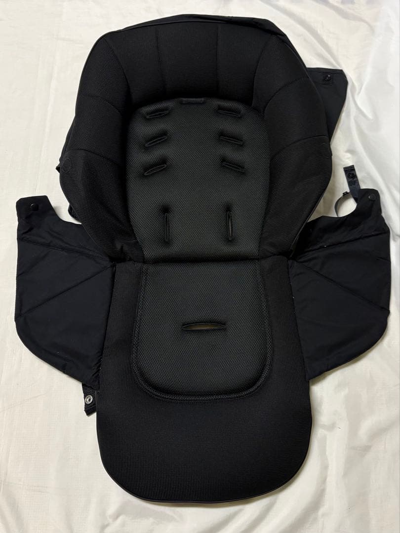 2024年モデル アップリカ ラクーナビッテクッション ベビーカー 清掃済 美品