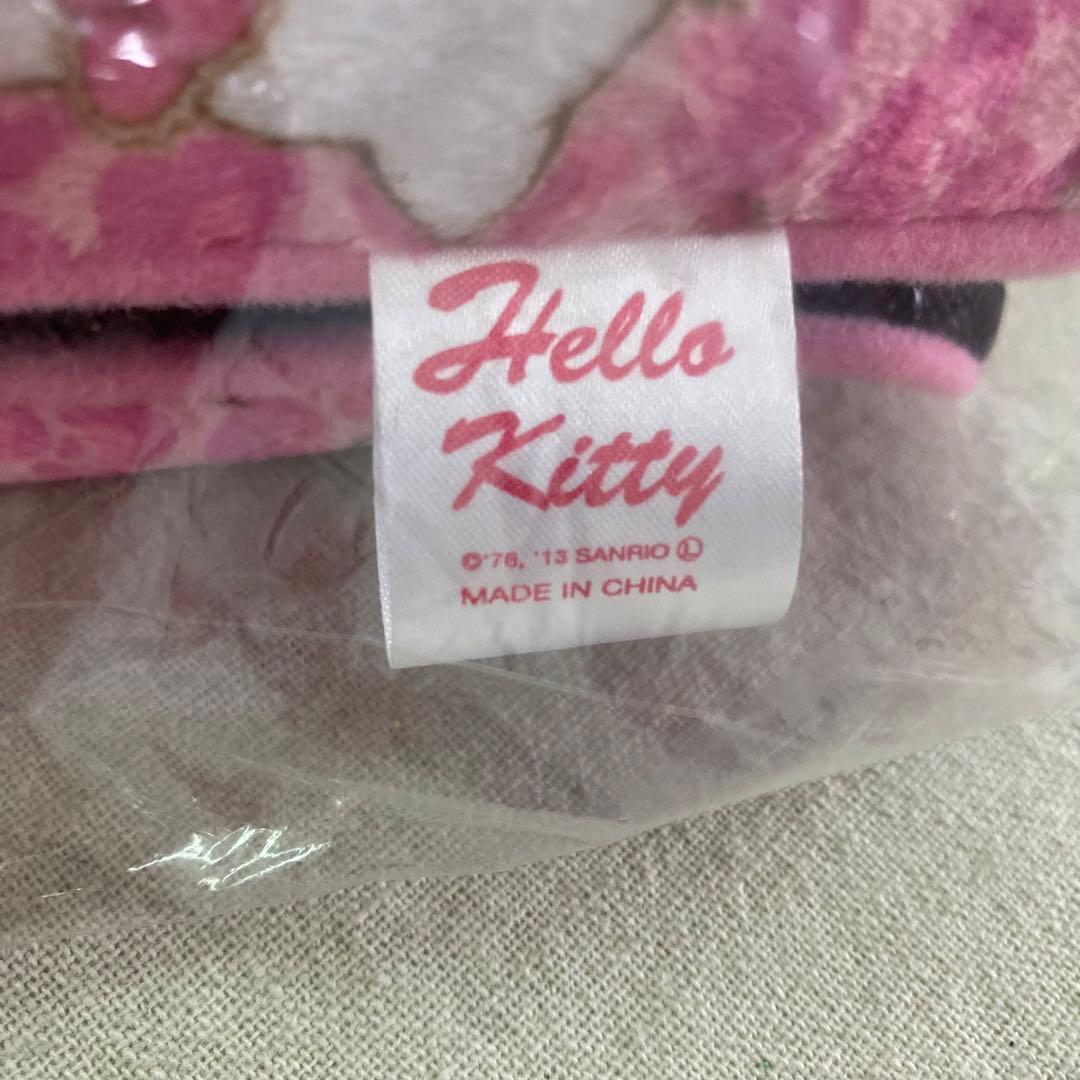 【新品未使用★2013年製】ハローキティ　フリーシートクッション　天使　サンリオ