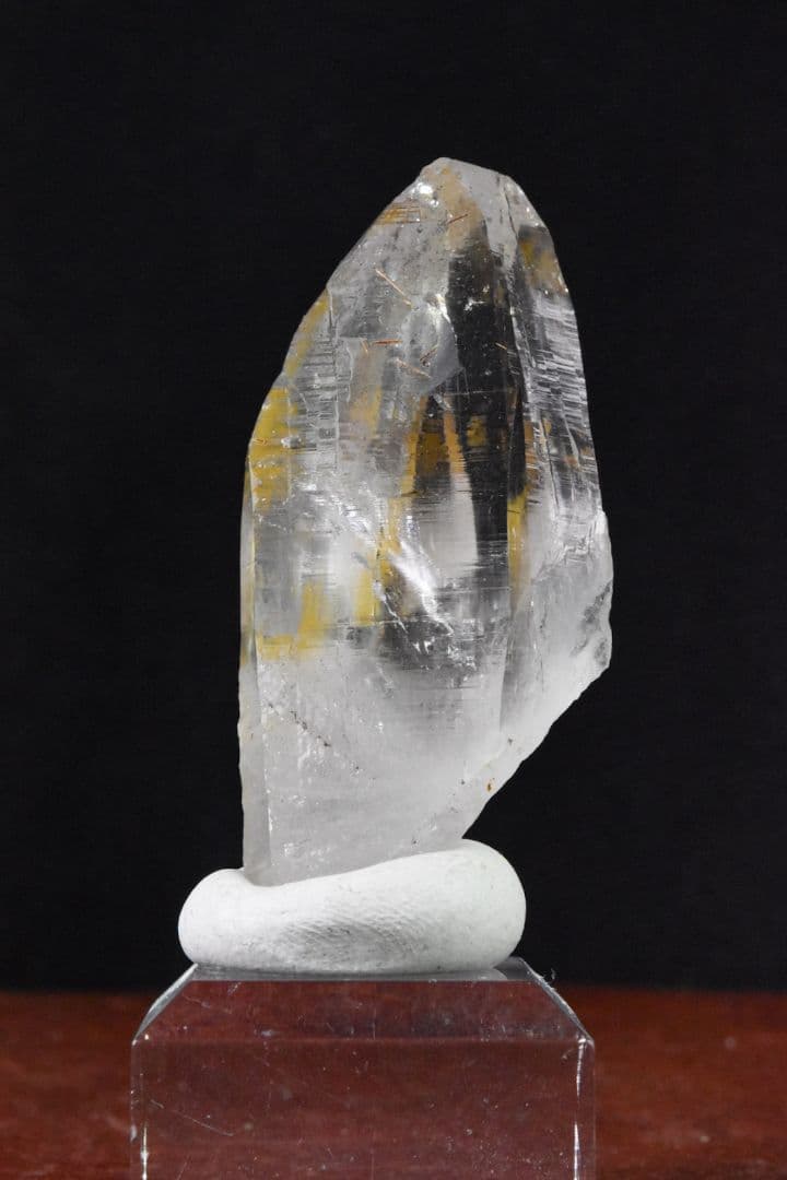 ガネーシュヒマール ヒンドゥン産 ライトスモーキー ルチル付き