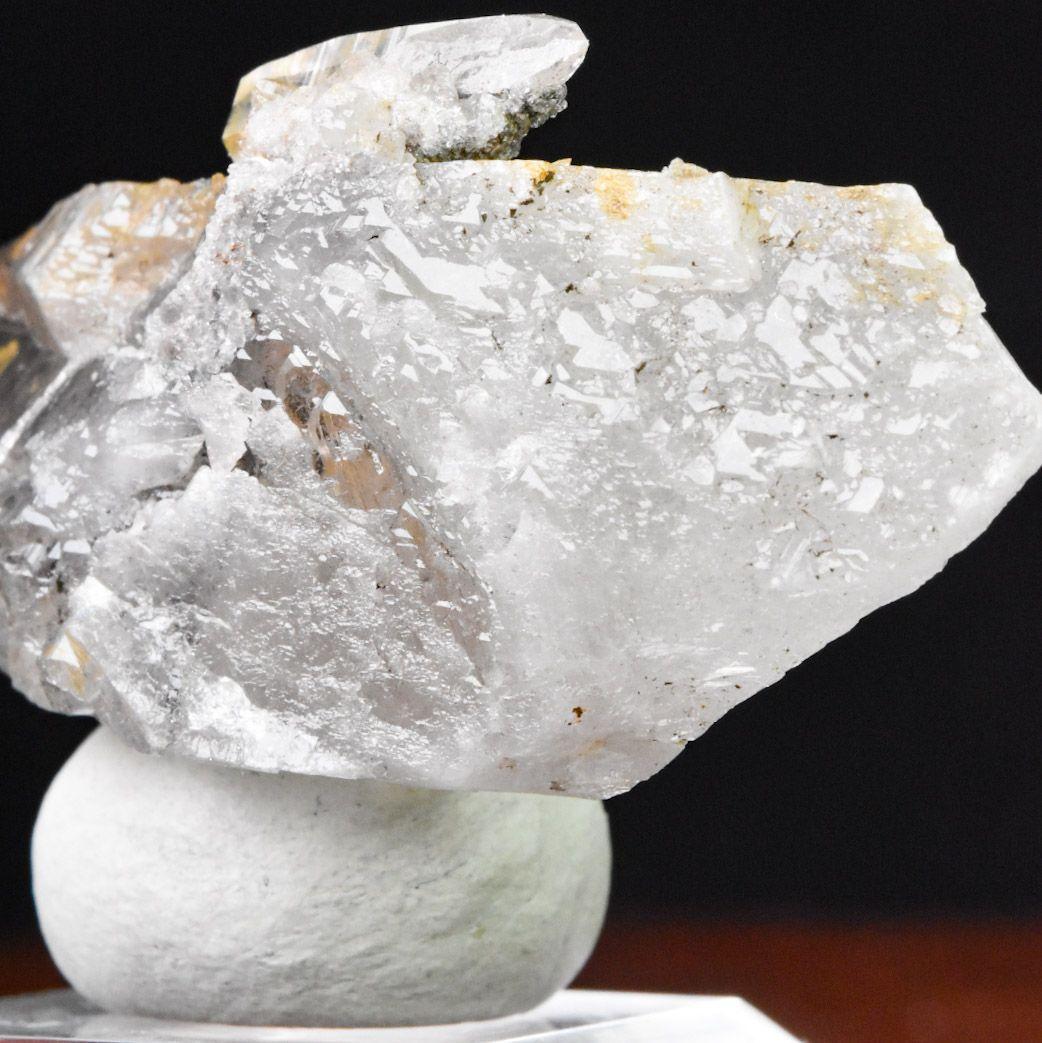 ガネーシュヒマール ヒンドゥン産 ライトスモーキー ルチル付き