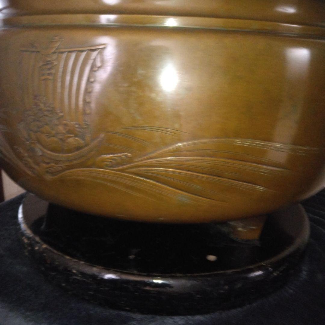 尺八瓶掛火鉢　七福神　宝船彫金入
