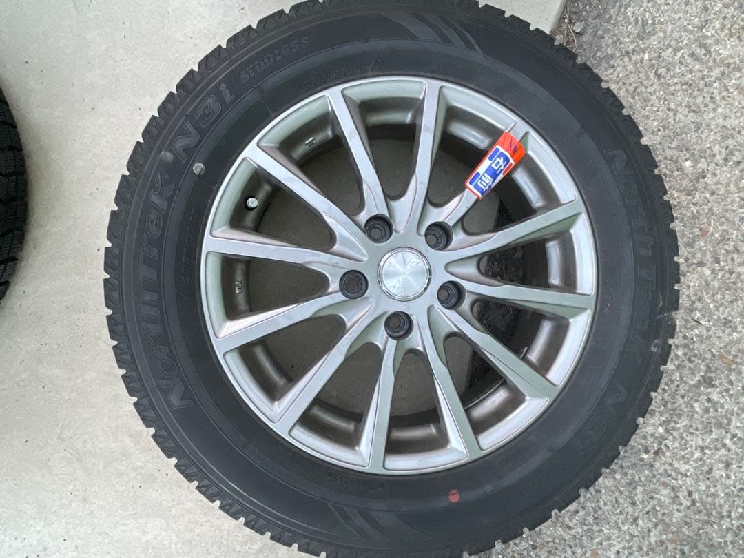 ホイール付スタッドレス 215/60R16 オートバックスオリジナル2018年製