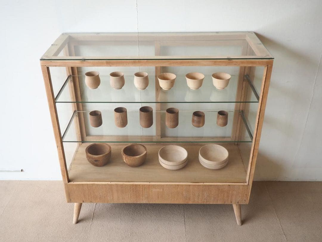 5面ガラスの木枠ショーケース