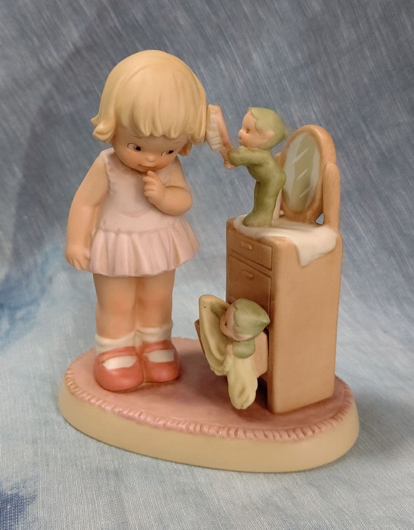 マーベル ルーシー アトウェル \