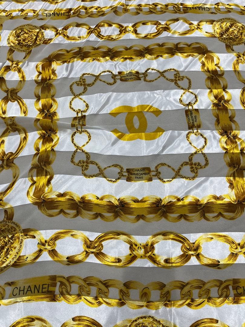 CHANEL ゴールドチェーン スカーフ【年末値下げ】