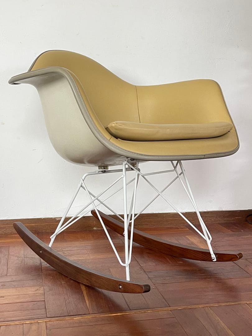 ハーマンミラー イームズ アーム シェルチェア ロッカーベース