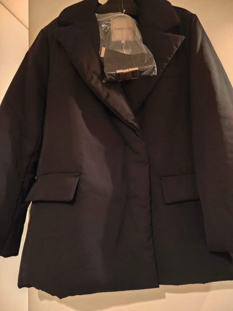 新品タグ付《泉里香さん×Oggiコラボ》テーラードパディングコート 手洗い可能