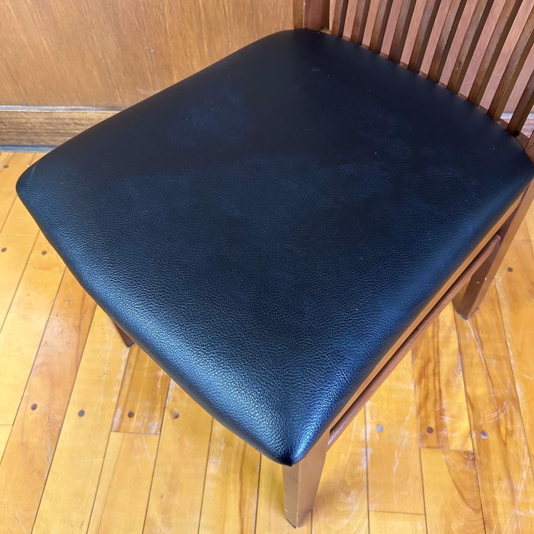 モダンダイニングチェアD