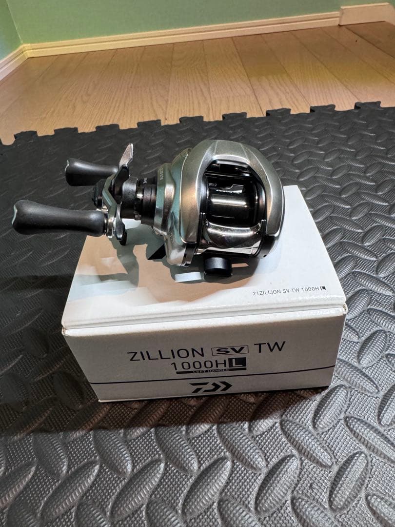 21ジリオン　ZILLION SV TW 1000HL