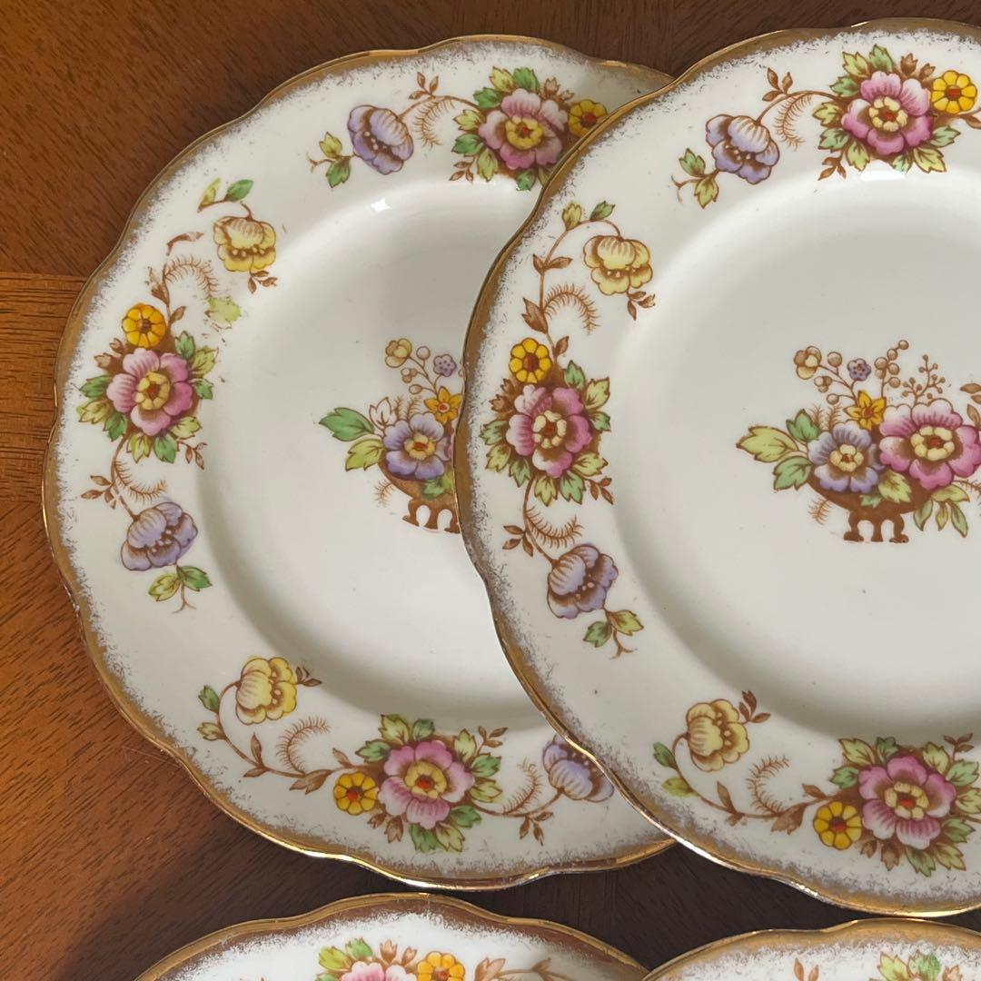 【英国ビンテージ】ロイヤルアルバート・クラウンチャイナ★カメリア★ケーキ皿6枚