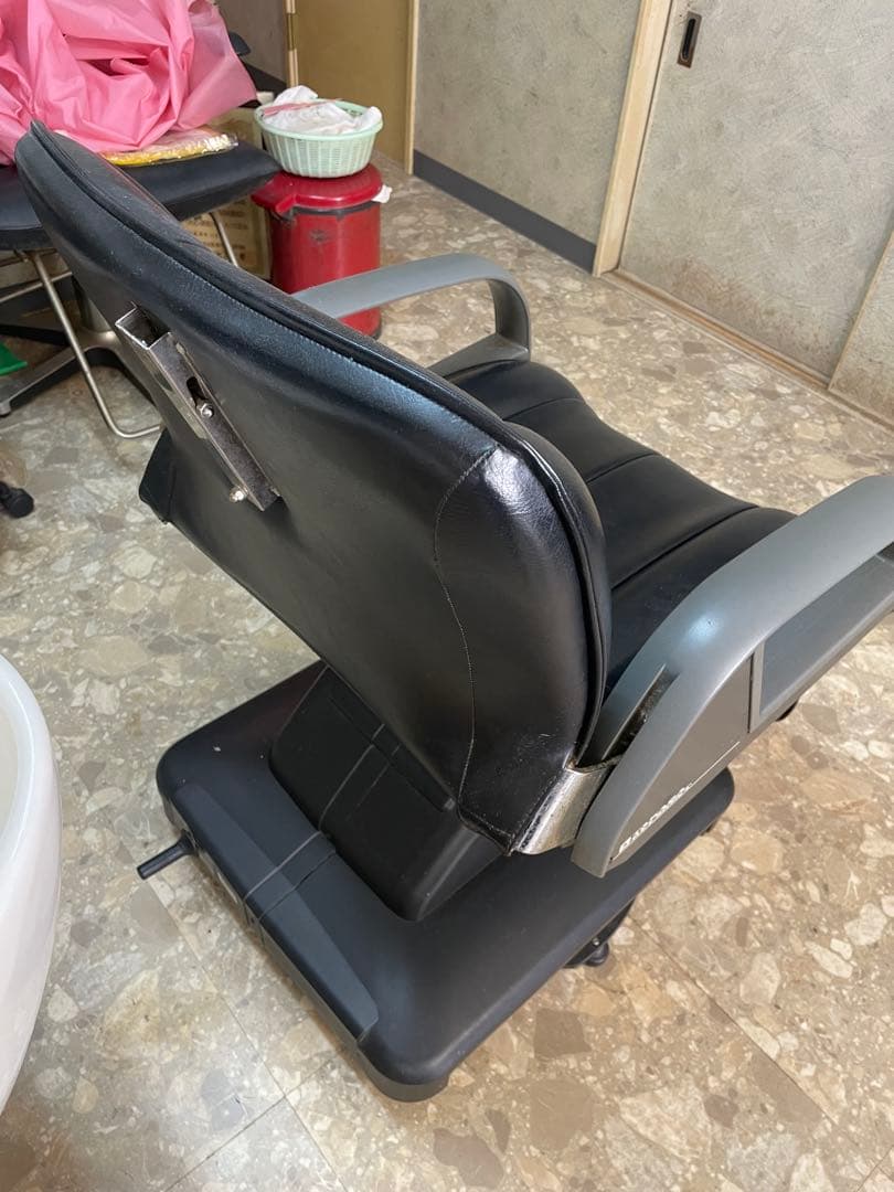 美容院用 電動シャンプーチェア 業務用 黒／リクライニング 動作確認済み