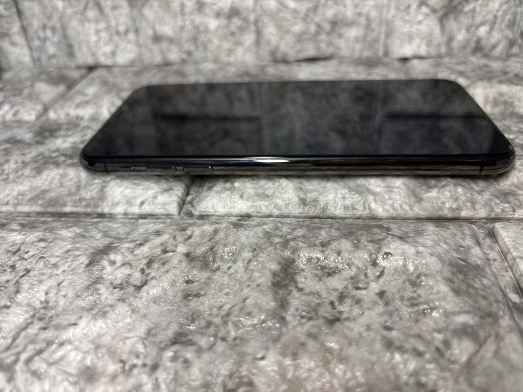 iPhone Xs Max 512GB スペースグレイ　本体のみ