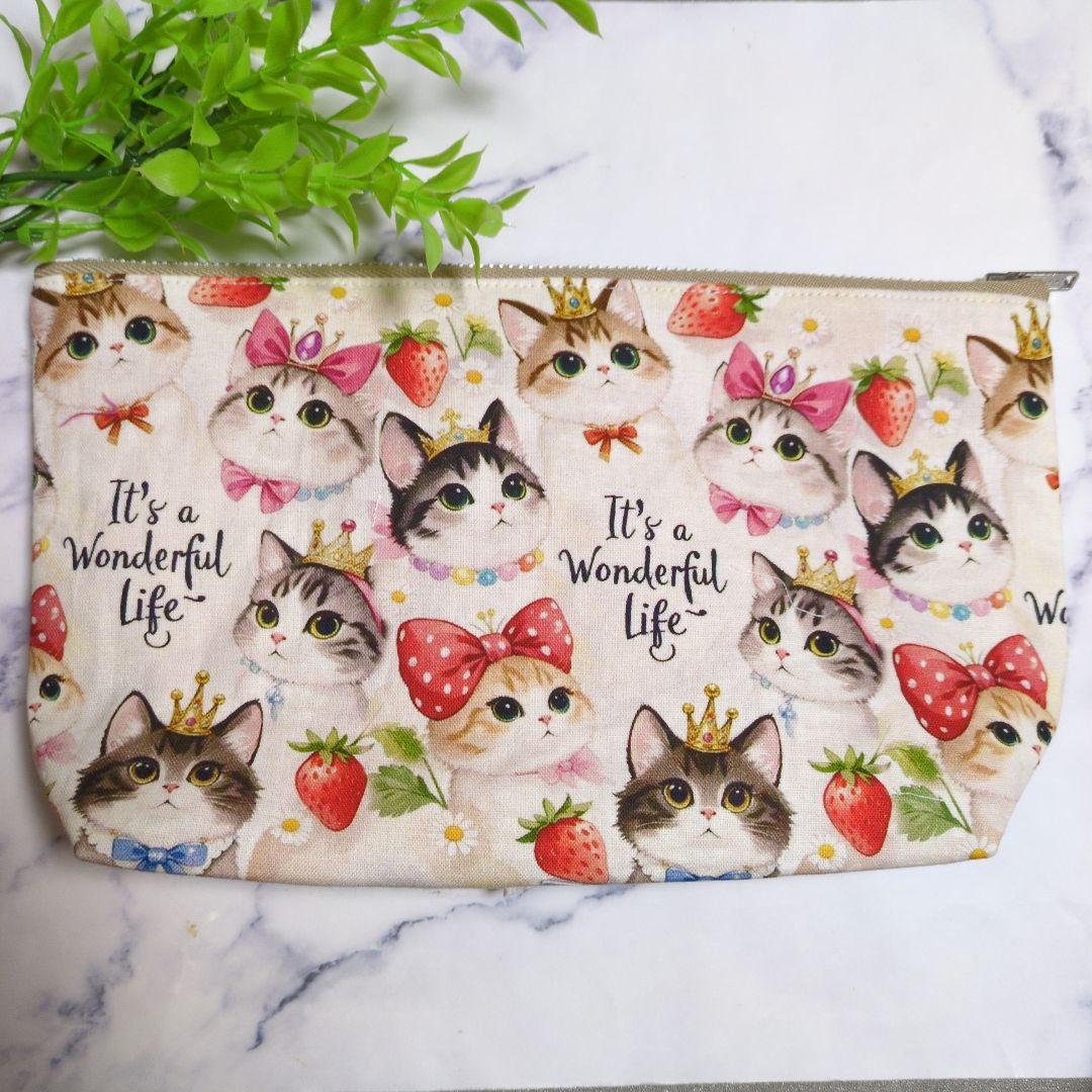 クロム様ご確認用♥フラットポーチ♥レース付き♥片面パネル生地♥可愛い猫ちゃん