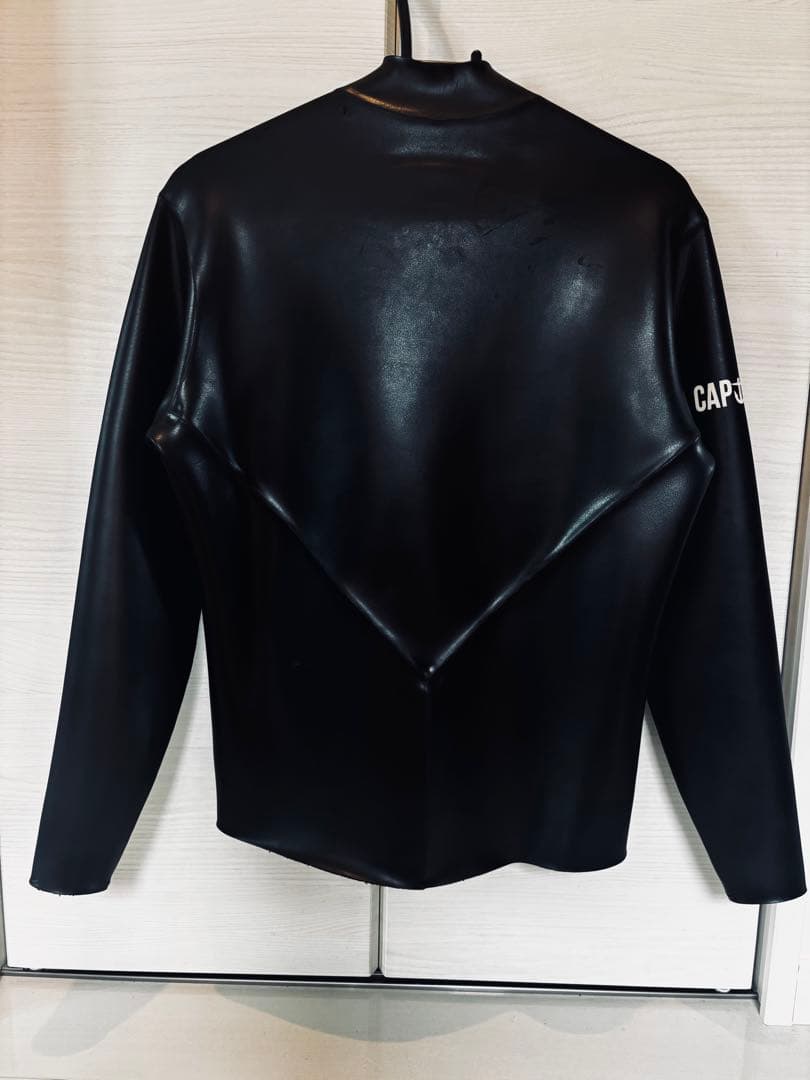 【展示品傷有り】キャプテンフィン　CAPTAINFINウェットスーツタッパー　M