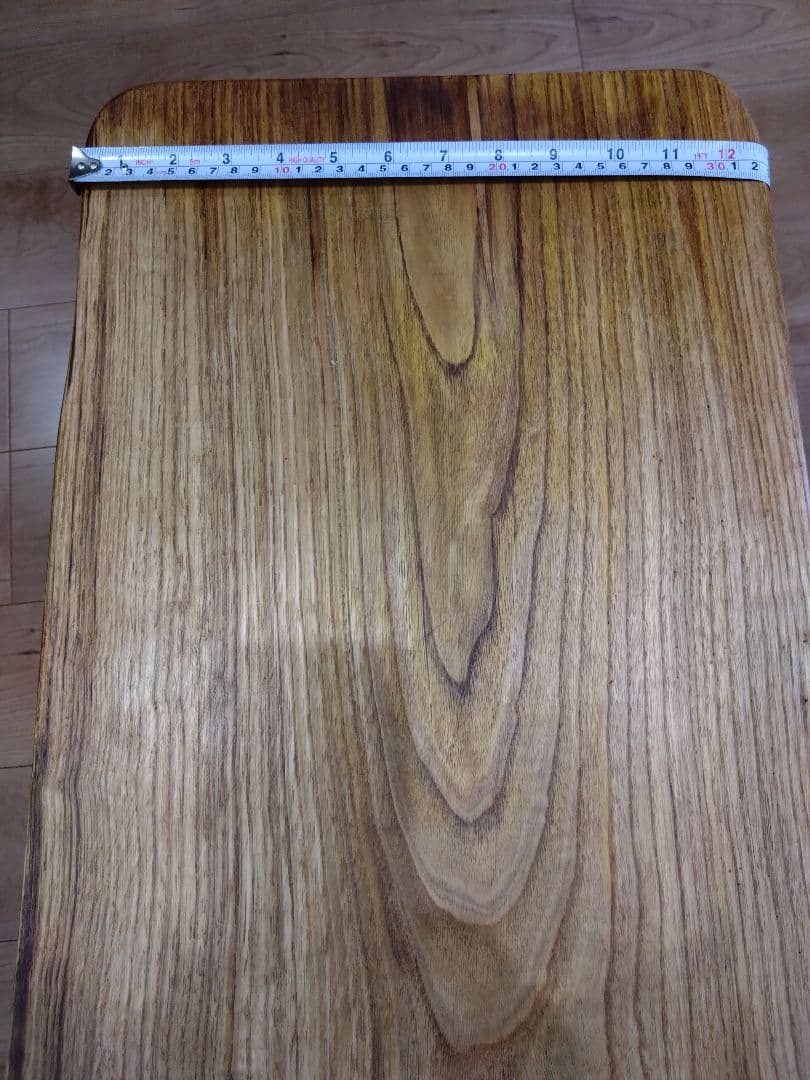 栗一枚板のテーブル⑳　桜❕栗の耳付き天板厚さ約45㎜の迫力満点、木目が綺麗