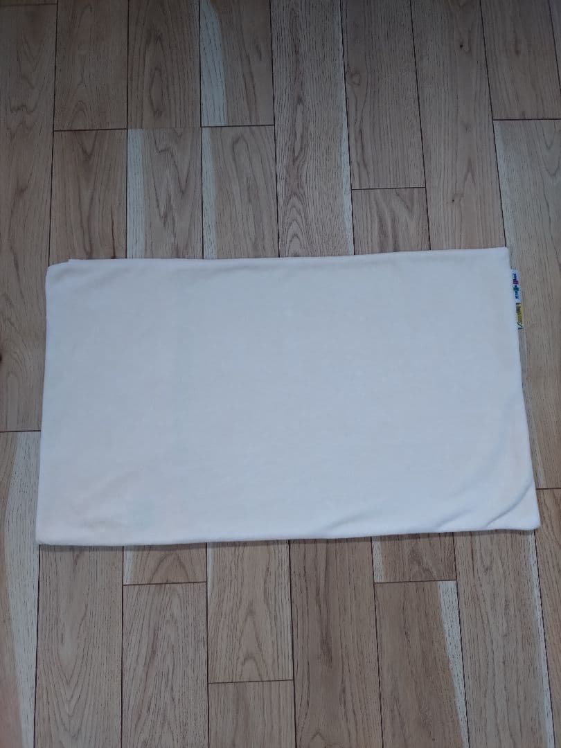 マニフレックス フラットピッコロ 枕 （女優まくら）