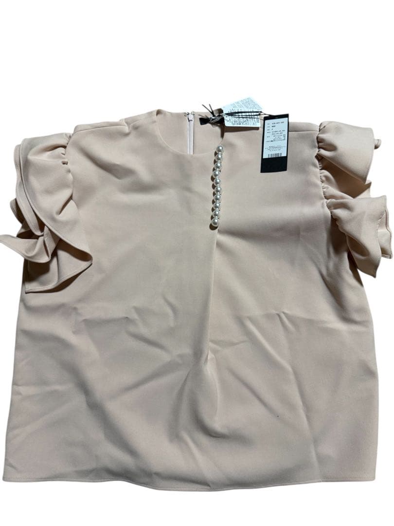 フリル袖 ピンクベージュ トップス