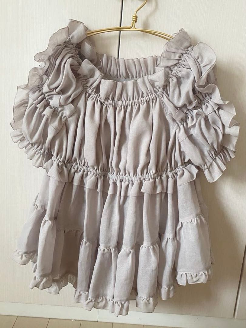 【seventen】シャーリングフリルブラウス　S