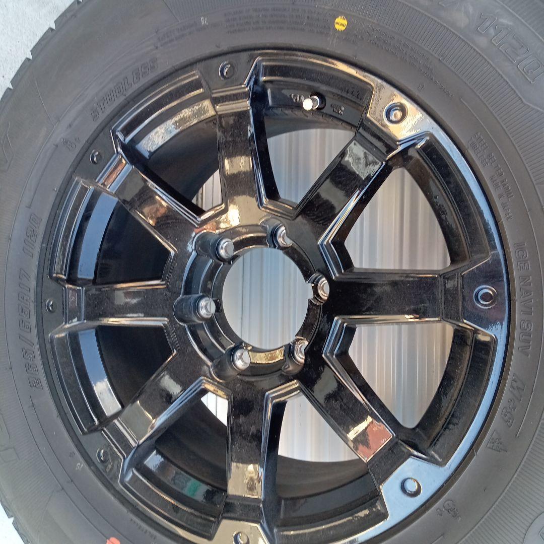 ランクルプラド　スタッドレス265/65R17 6穴　ブラックホイール付き4本