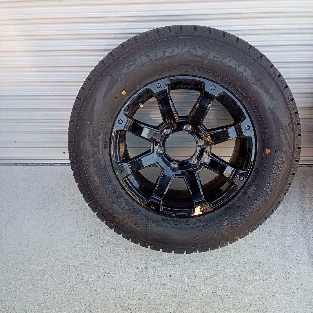 ランクルプラド　スタッドレス265/65R17 6穴　ブラックホイール付き4本