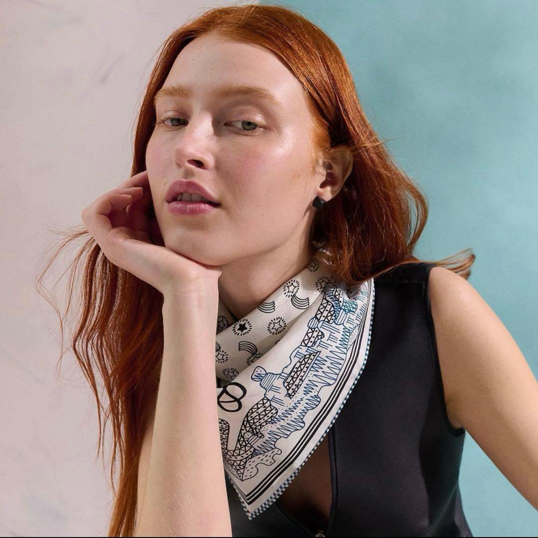 P*中様 【新品未使用】シルクバンダナ　星降る渓谷 ホワイト