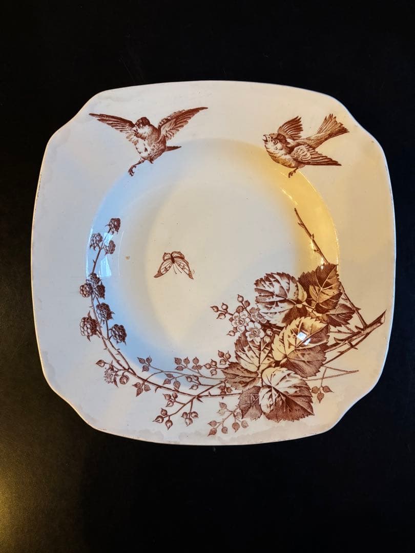 アンティークプレート ビンテージ　鳥と葉の模様 皿 3枚セット