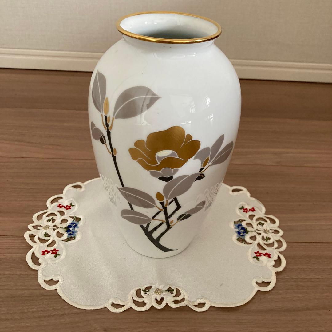 大倉陶園　金蝕椿　花瓶