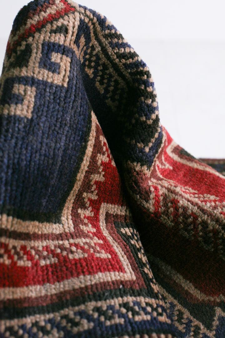 126cm×85cm バルーチ　トライバルラグ　イラン　ヴィンテージラグ