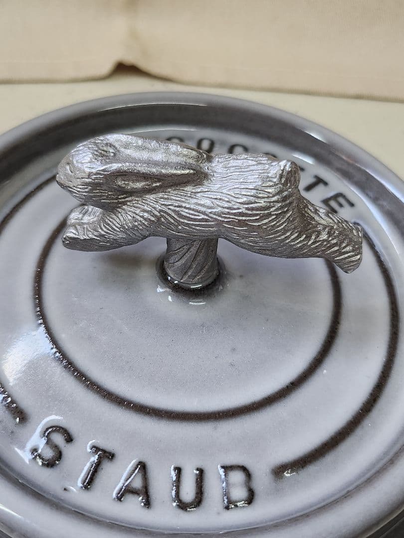 ■稀少■ ストウブ(Staub)ラウンドココット16cm[旧旧型] グレー