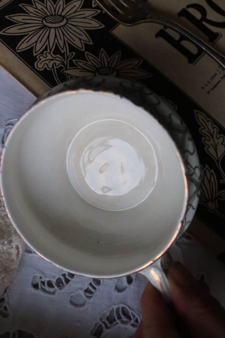 グリーン　Creil et montereau レリーフ　ソーサー　　c&s