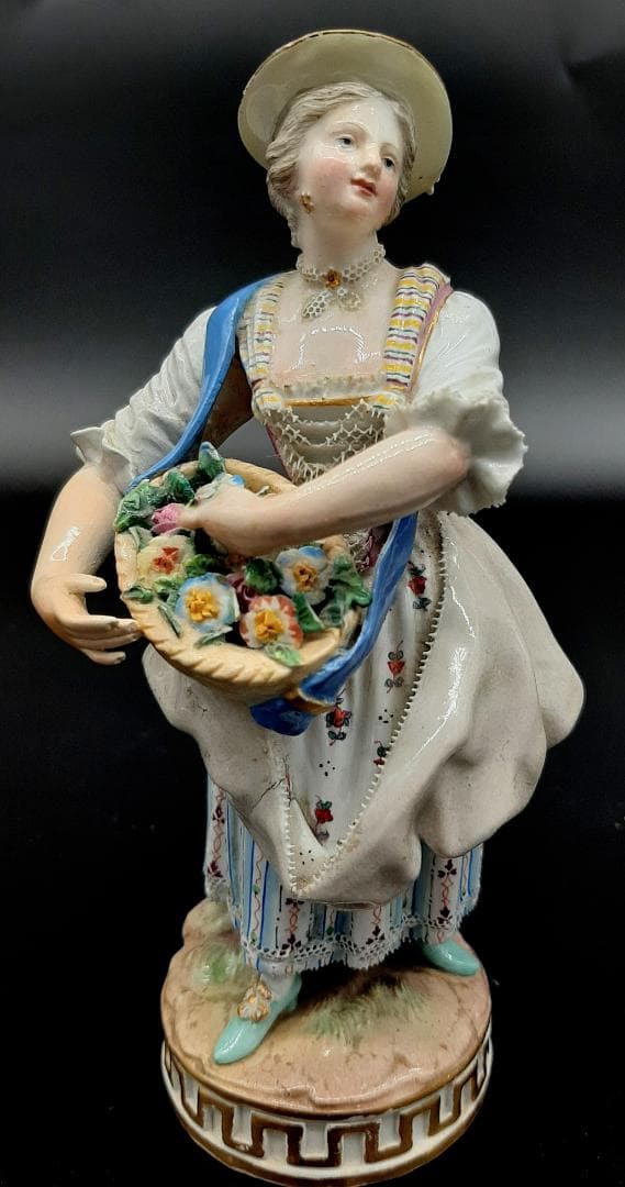 古マイセン／アシエ1768年『花摘みの女』大型フィギュリン美品1級品ボタン剣